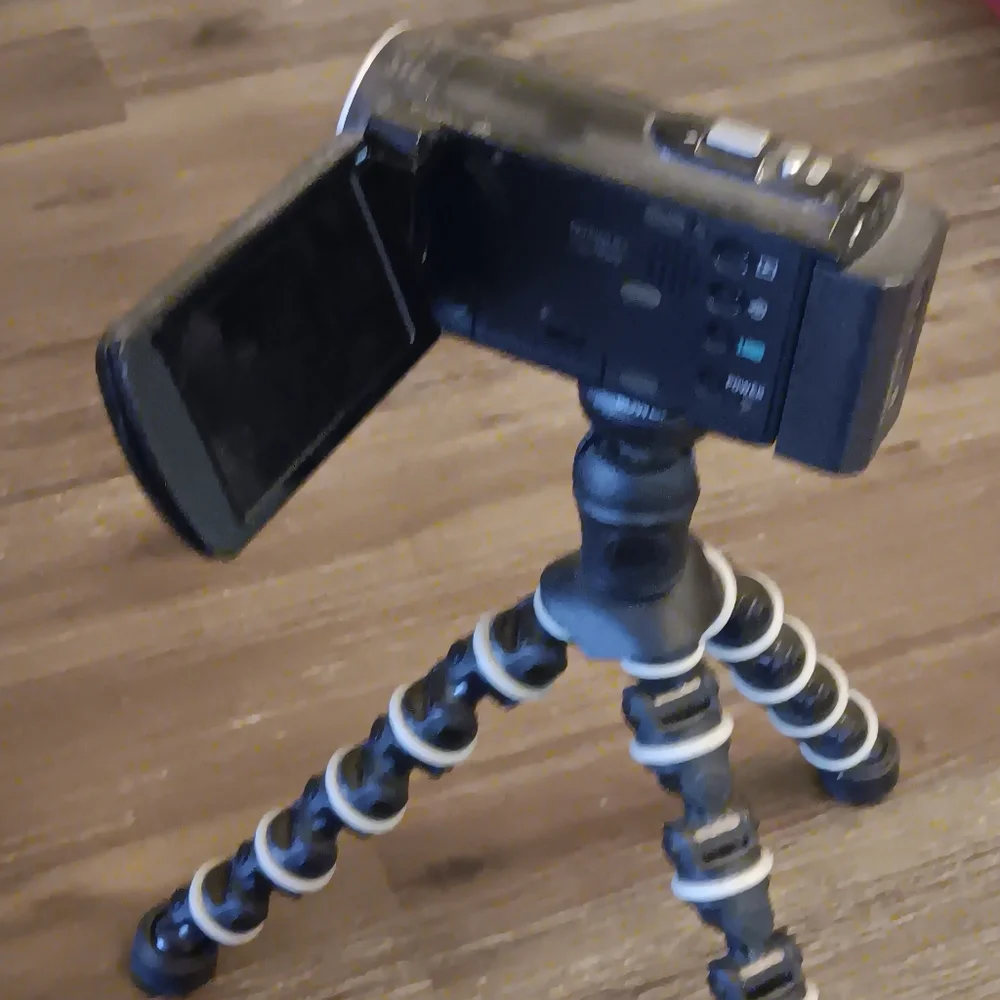 Sony handycam Black Camera with Flexible Tripod